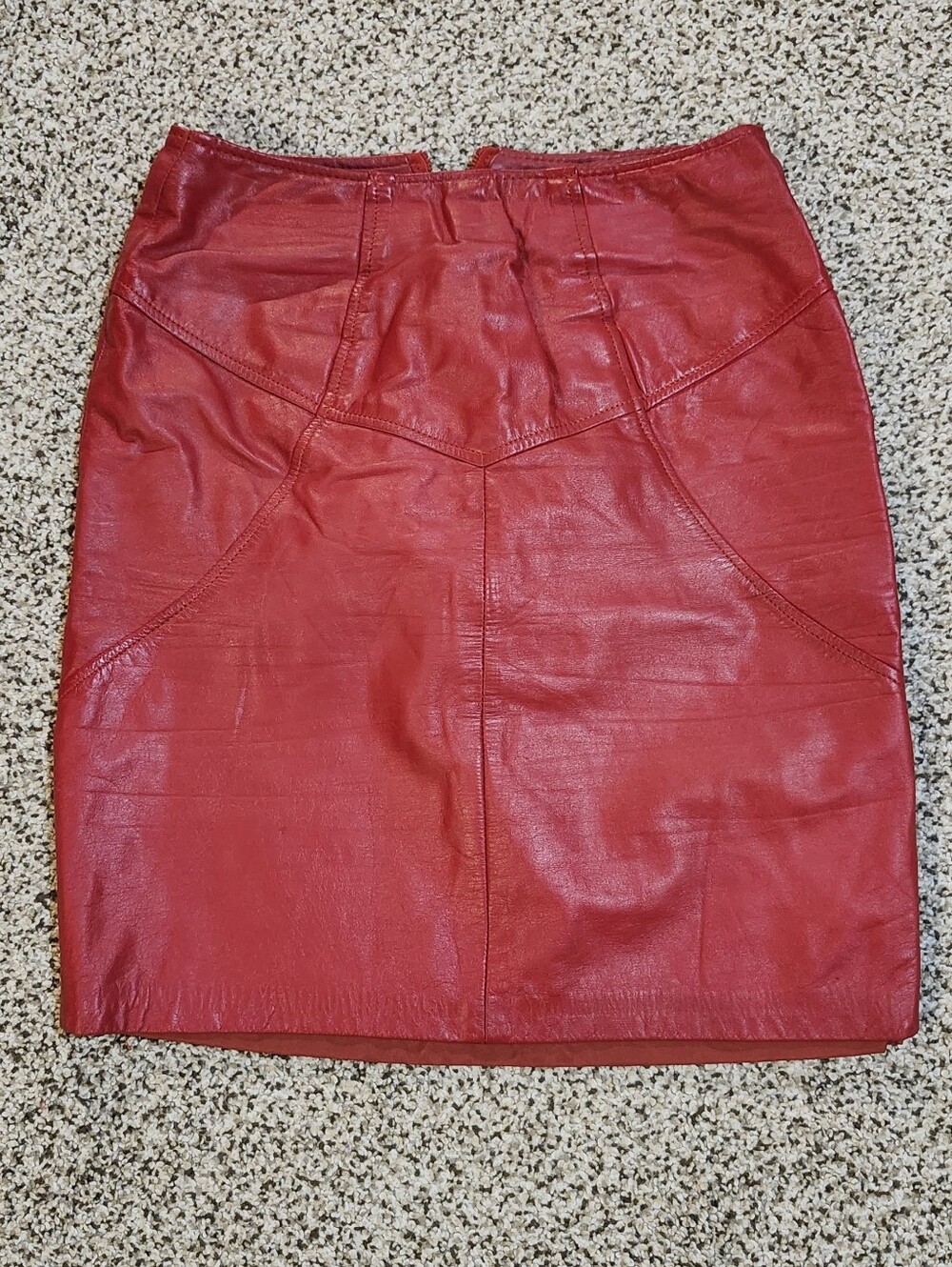 Wilson's Leather Red Leather Pencil Skirt - Classic Womens Short Skirt Size 8